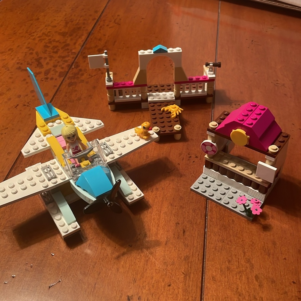Lego Friends Heartlake Flying Club.